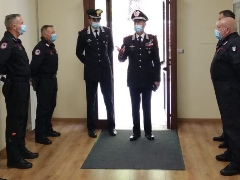 Il Generale dei Carabinieri Riccardo Galletta in visita al 16° Nucleo Elicotteri di Rieti