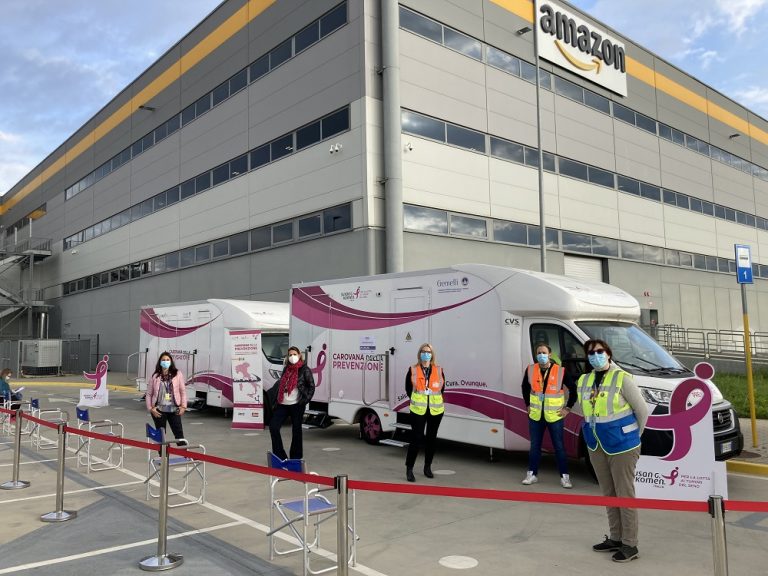 Amazon sostiene l’Ottobre Rosa: diagnosi gratuite per le dipendenti del centro reatino