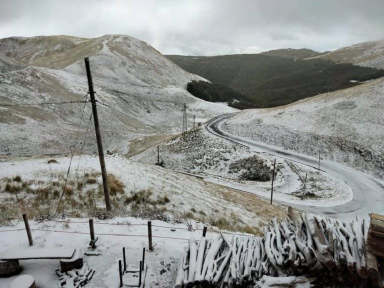 Solo una spolverata di neve sul Terminillo. Termometro a -6°C
