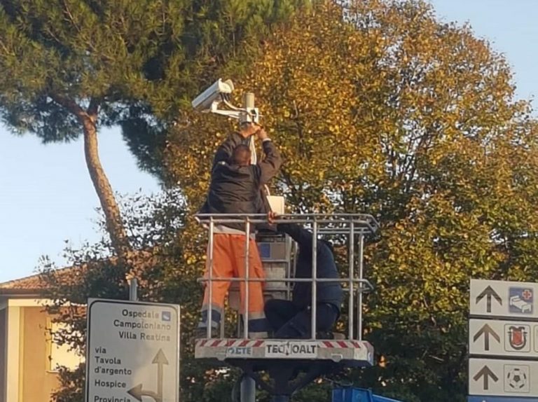 Rieti, in via di installazione telecamere contro le infrazioni agli incroci
