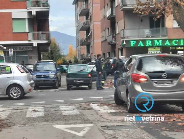 Nuovo incidente in viale Maraini. Coinvolte più auto