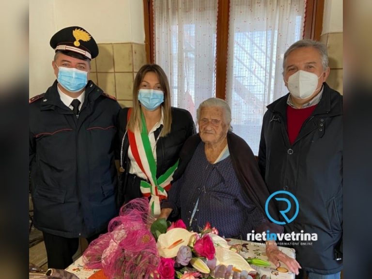 Auguri a nonna Bernardina detta Checca che compie 100 anni! Castelnuovo di Farfa in festa