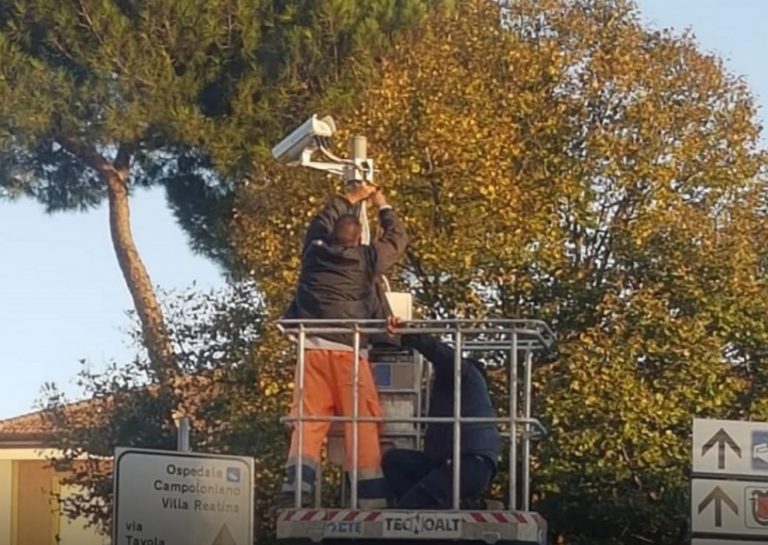 Dal 20 novembre attive le 4 telecamere T-Red presso impianti semaforici