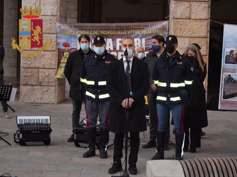 Polizia di Rieti alla cerimonia in memoria delle vittime della strada