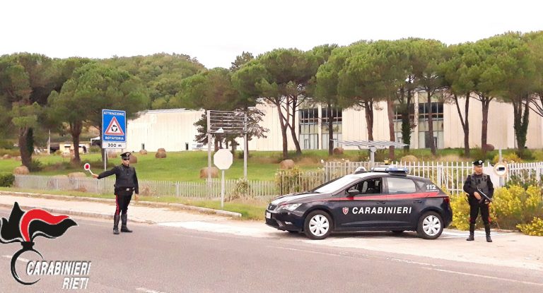 50enne evade dai domiciliari. Denunciato dai Carabinieri