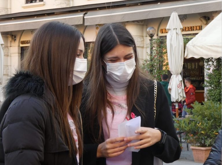 Le ragazze dello Jucci al fianco della LILT Rieti