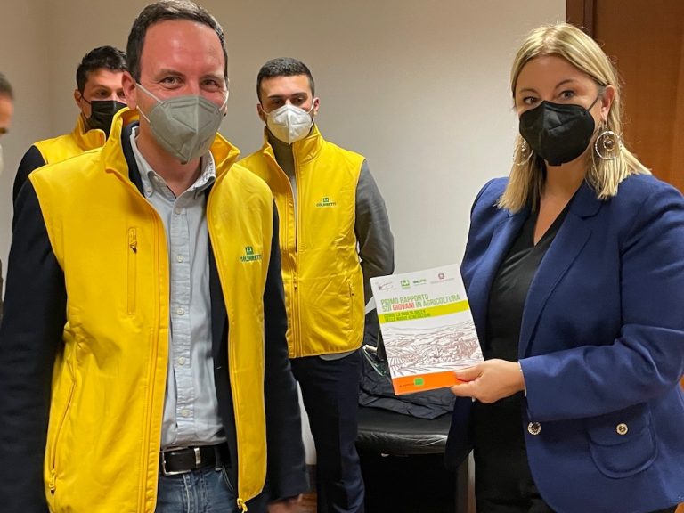 Lazio, l’assessora Lombardi sottoscrive petizione di Giovani Imprenditori contro il fotovoltaico mangia suolo