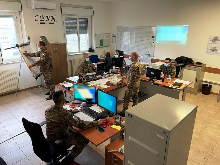 La Scuola NBC testa i sistemi Warning and Reporting CBRN della NATO