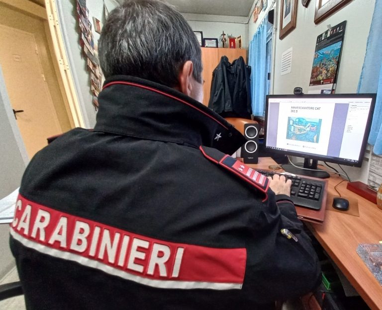 Cittaducale, vendono in rete un escavatore rubato in Puglia