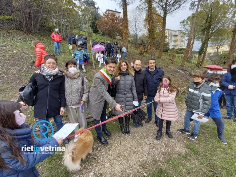 La sezioni Soci Coop Sabina dona alberi al Comune di Montopoli. Presente anche Dario Vassallo