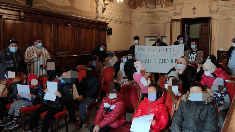 Dalla comunità islamica gli auguri a Rieti, Cicchetti: “Con tanti saluti ai funzionari europei che volevano cancellare la parola Natale”