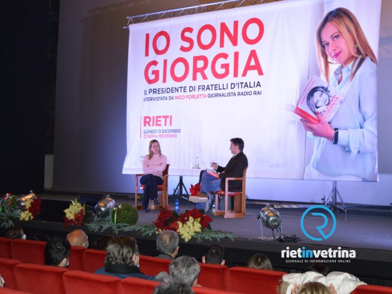 Giorgia Meloni presenta a Rieti il suo libro “Io sono Giorgia” – LE FOTO