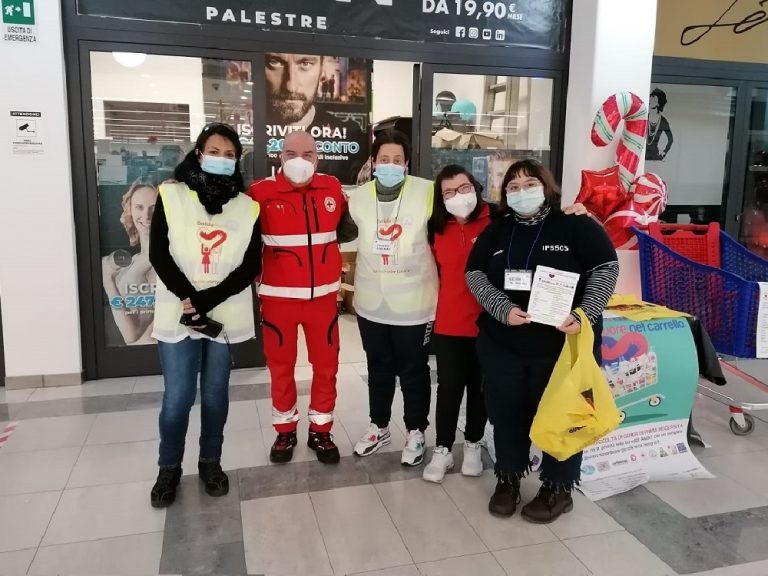 Buona la prima per “SolidaRieti”, raccolti 288 colli tra alimenti e prodotti per l’igiene
