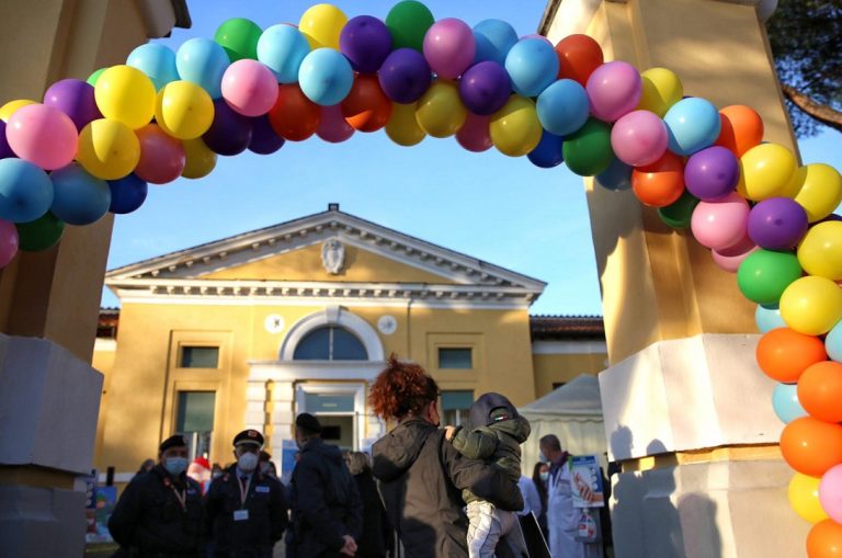 Vaccino antiCovid, V-Day Pediatrico: nel Lazio iniziate le prime somministrazioni