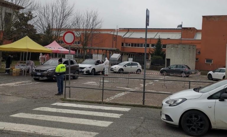 Contigliano, oggi screening rilevazione covid. Lunedì scuole chiuse per neve