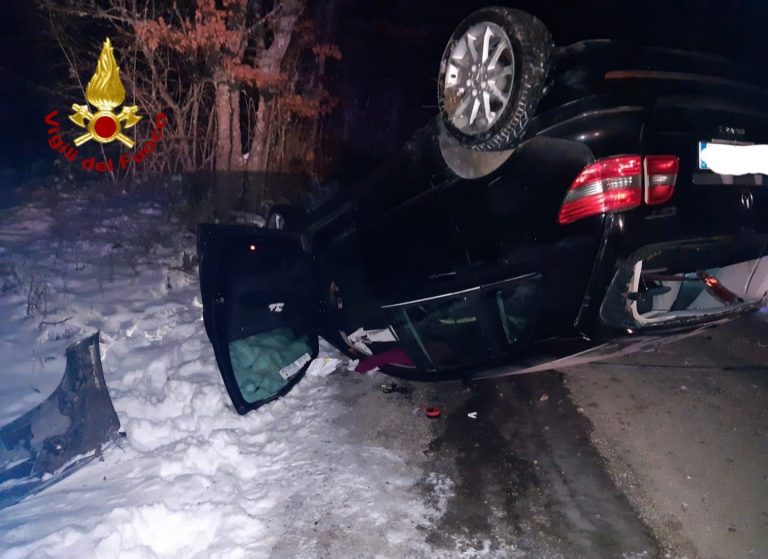 Nella notte incidente sulla Picente ad Amatrice. Ferite le persone a bordo delle auto