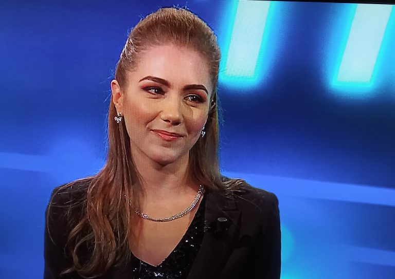 Francesca Simonetti dalla Sabina canta Orietta Berti su Rai 1 a “Tali e Quali”