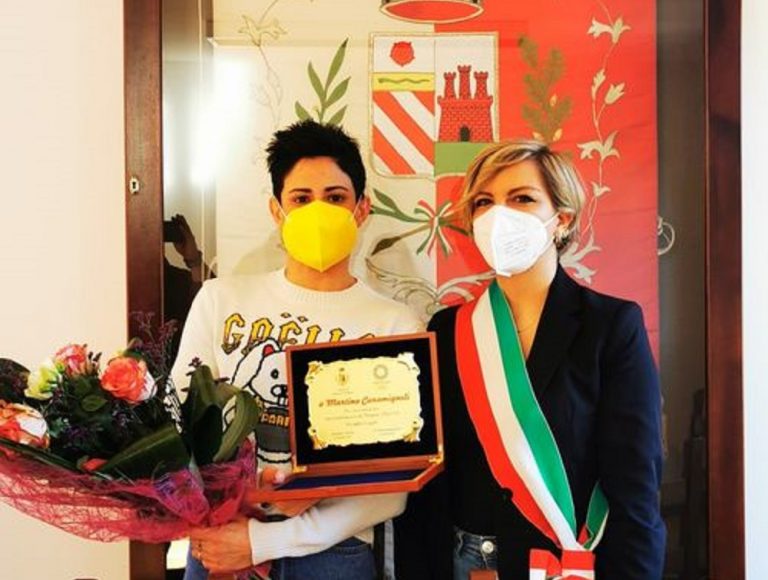 Martina Caramignoli riceve riconoscimento al merito sportivo dal Comune di Montenero Sabino