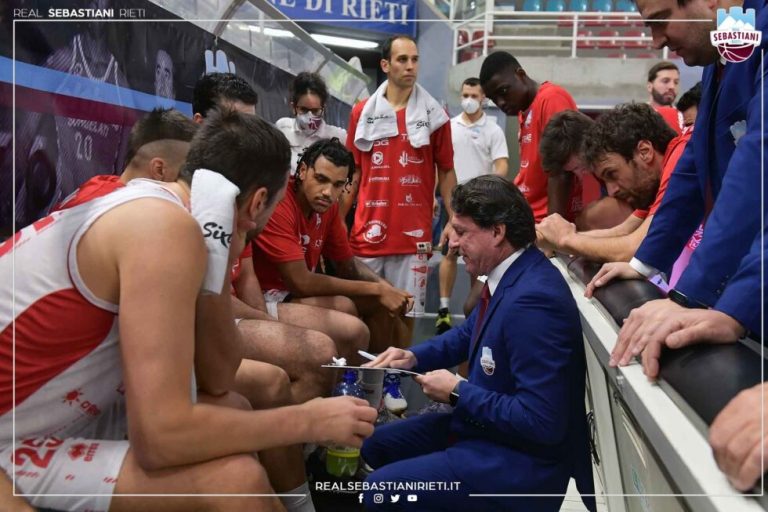 Dietrofront Real Sebastiani, torna Finelli. Niente coach Ducarello