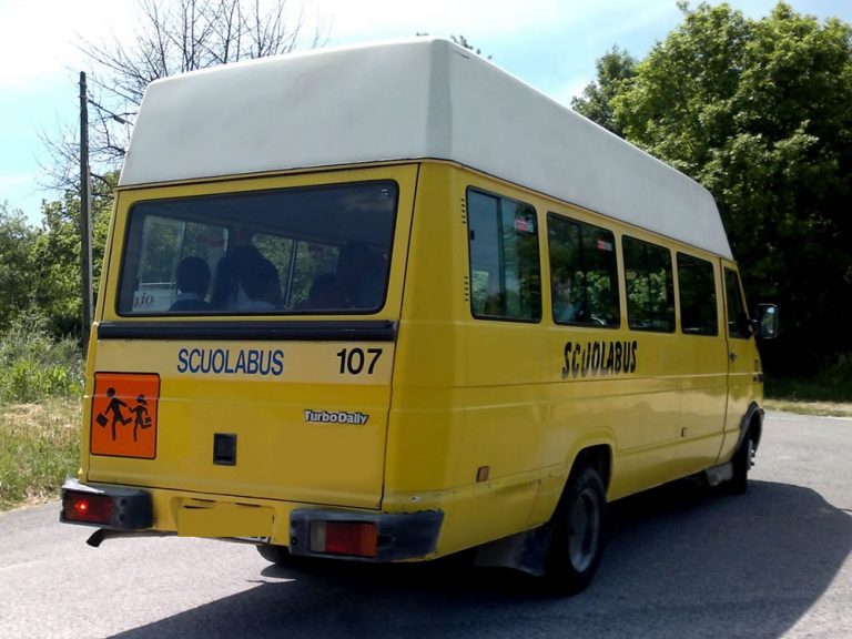 Greccio, aperto bando per la ricerca di due autisti di scuolabus