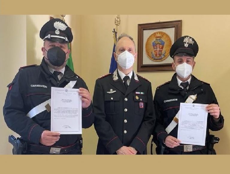 Scovarono 1,700 chili di droga. Il Generale de Vita invia lettera di apprezzamento ai carabinieri Finistauri e Casertano