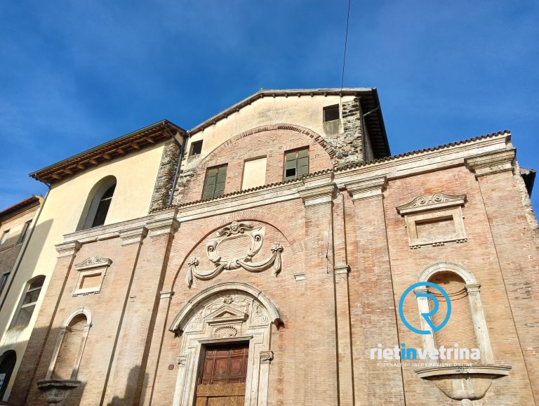 La nuova facciata della Chiesa di Sant’Antonio Abate appena restaurata