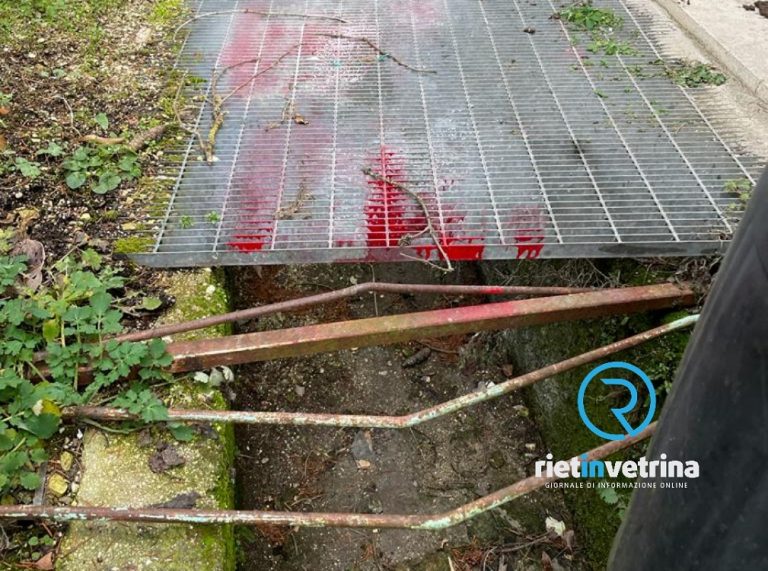 SEI TU IL REPORTER – A San Giovanni Reatino urge coprire il canale di scolo a cielo aperto. L’odore è insopportabile
