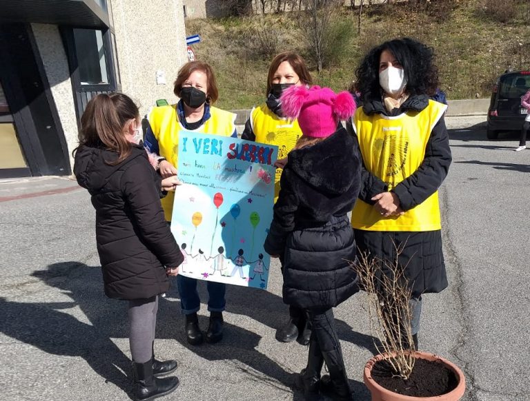 Giornata  Mondiale contro il Cancro Pediatrico, successo per l’iniziativa “Diamo radici alla speranza, piantiamo un melograno”