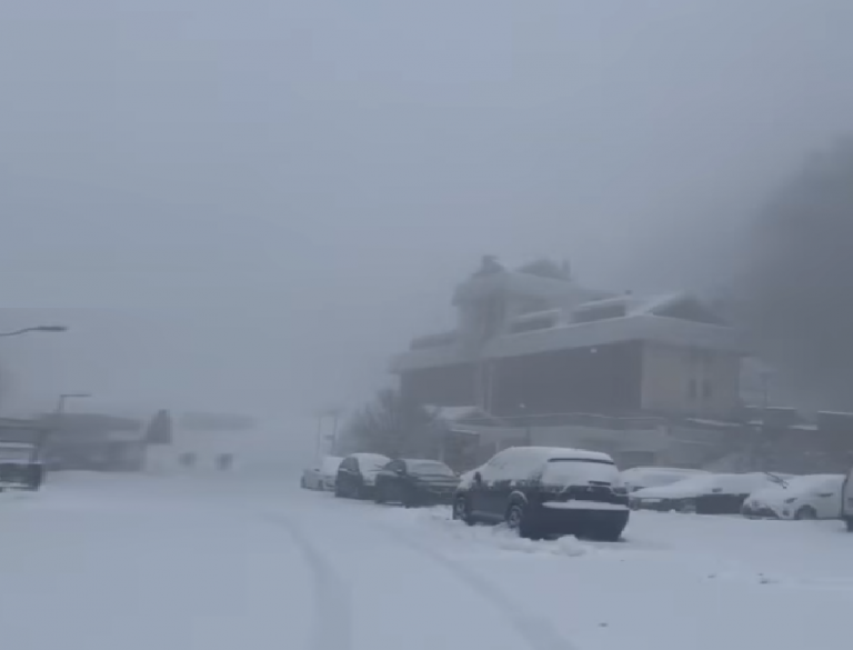 Allerta meteo, neve sul Terminillo e temporali in città