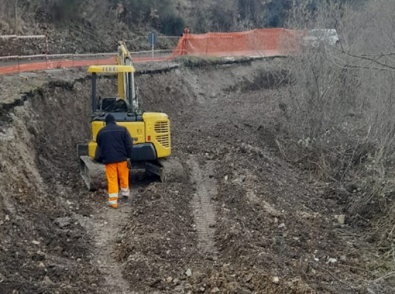 Lavori in corso per eliminare la frana di Sant’Elia