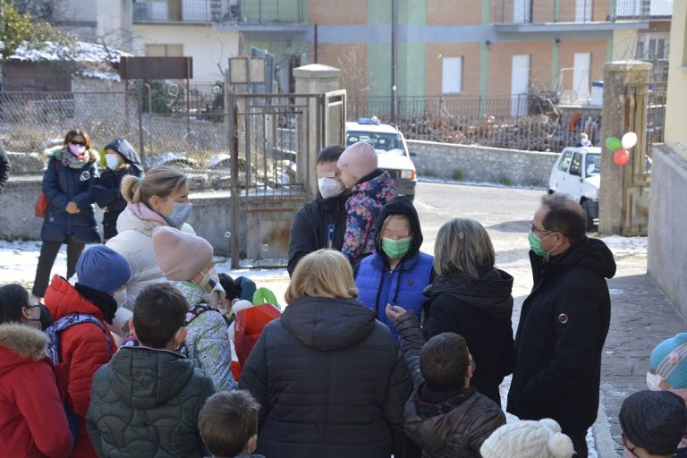 Gli studenti di Fiamignano accolgono tre bambini ucraini fuggiti dalla guerra