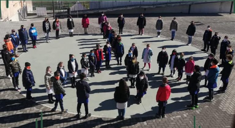 La scuola primaria di Casali di Poggio Nativo dice NO alla guerra