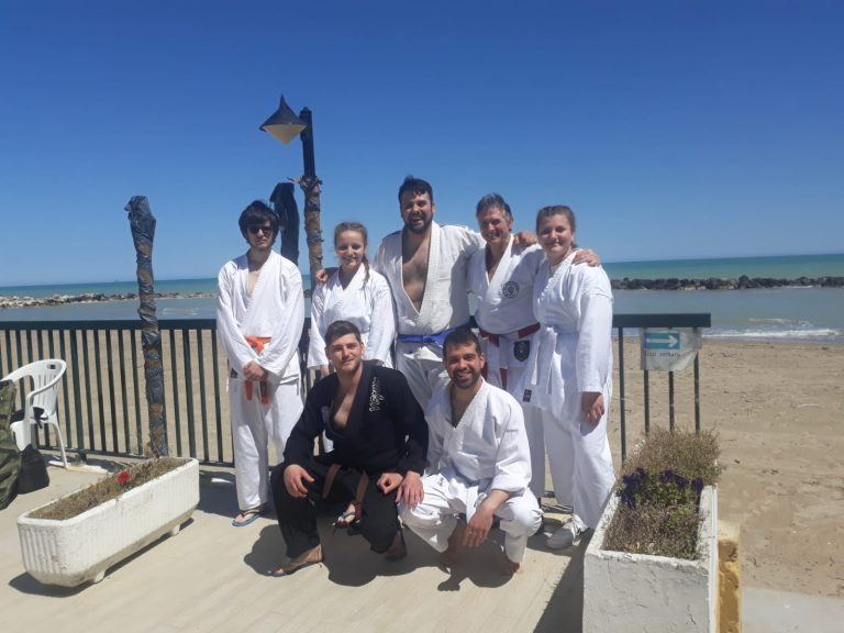 Il gruppo sportivo Ju Jitsu-Fighter Rieti in raduno a Montesilvano