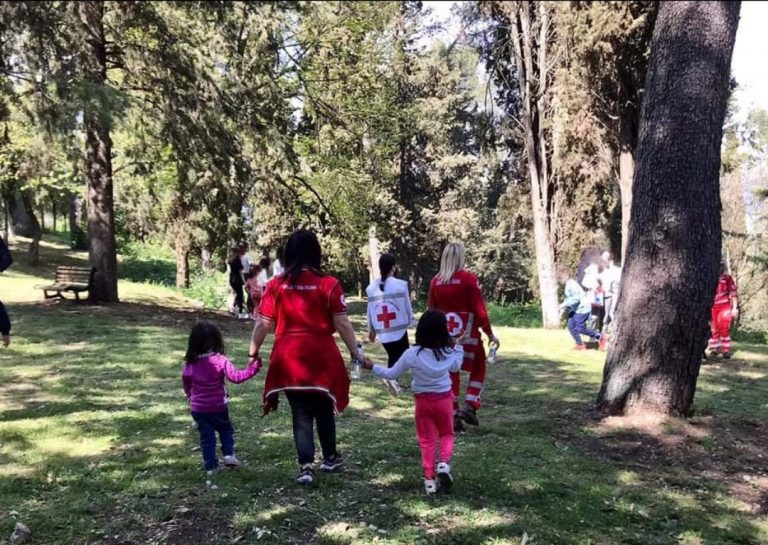 Tante famiglie impegnate nella “Caccia alle Uova” a Fara in Sabina