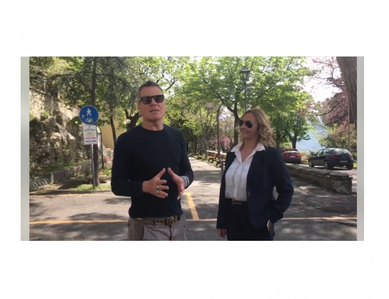 ► VIDEO – Jimmy Ghione e Roberta Cuneo invitano i bimbi a Fara in Sabina per la “Caccia alle Uova”