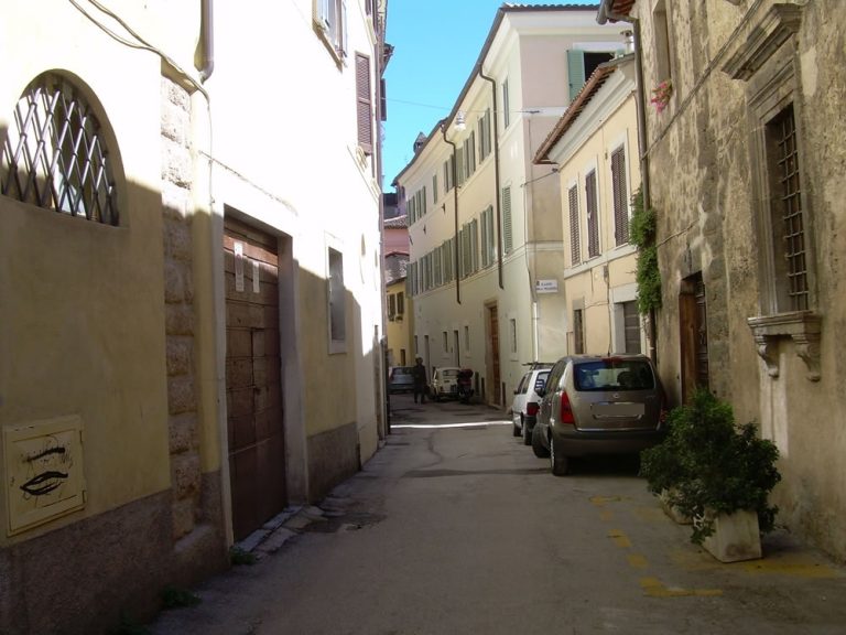 Lunedì 2 e martedì 3 maggio chiusura temporanea di via Crispolti