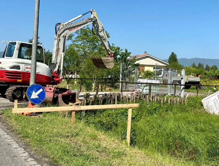 Iniziati i lavori di realizzazione pista ciclo – pedonale tra Caserma Guardia di Finanza e Polo Scolastico