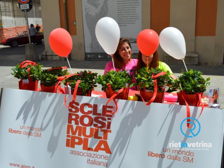 Le volontarie AISM ti aspettano a Rieti e provincia con le Gardensie della ricerca