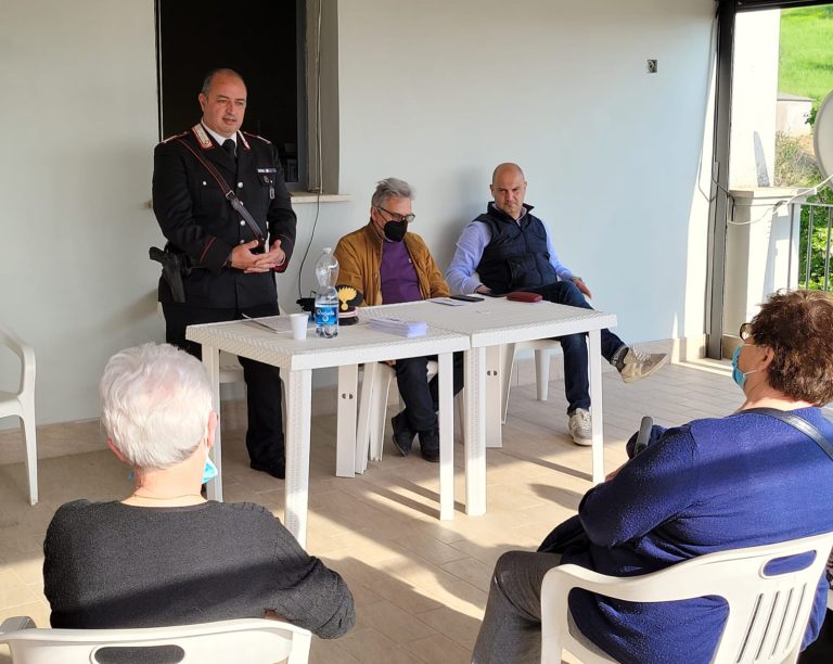 I Carabinieri a Castelnuovo di Farfa per la “Campagna informativa prevenzione anti truffe agli anziani”