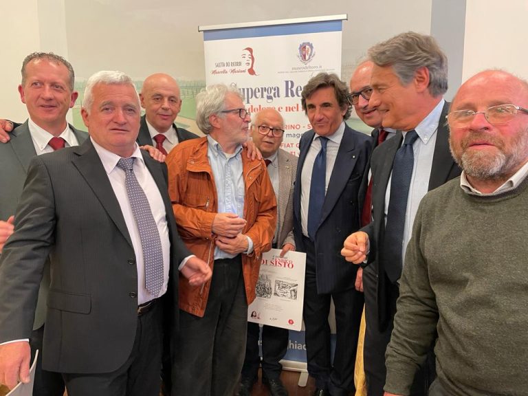 La “Saletta dei Ricordi” alle celebrazioni di Superga con il presidente Urbano Cairo – LE FOTO