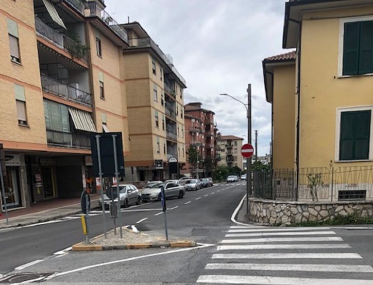SEI TU IL REPORTER – “In via Molino della Salce con la nuova segnaletica orizzontale il pedone che fine fa?”