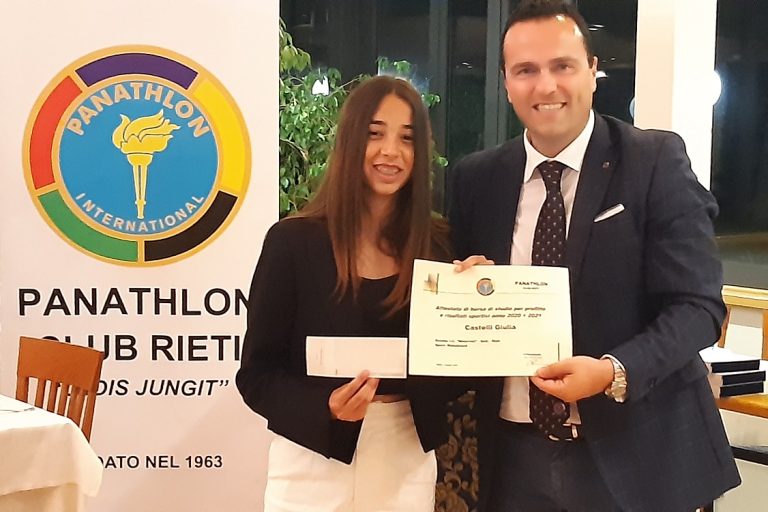 Panathlon Club Rieti consegna borsa di studio a Giulia Castelli