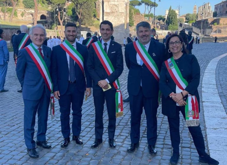 Il sindaco di Cittareale Francesco Nelli a Roma per la sfilata dei 300 sindaci italiani