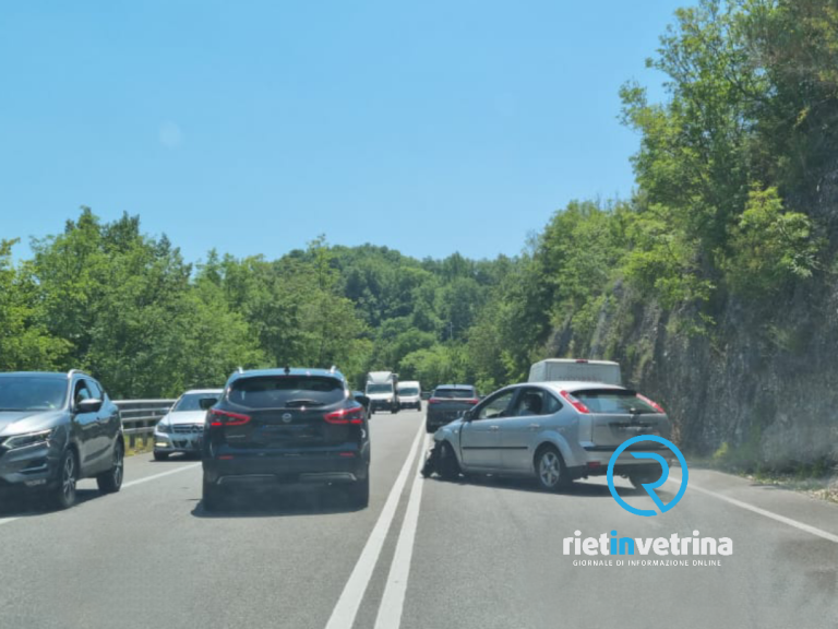 Ennesimo incidente sulla Salaria per Roma zona Ornaro