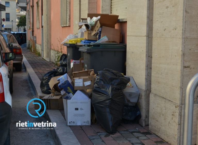 SEI TU IL REPORTER – “In via Michaeli immondizia sempre presente in strada”