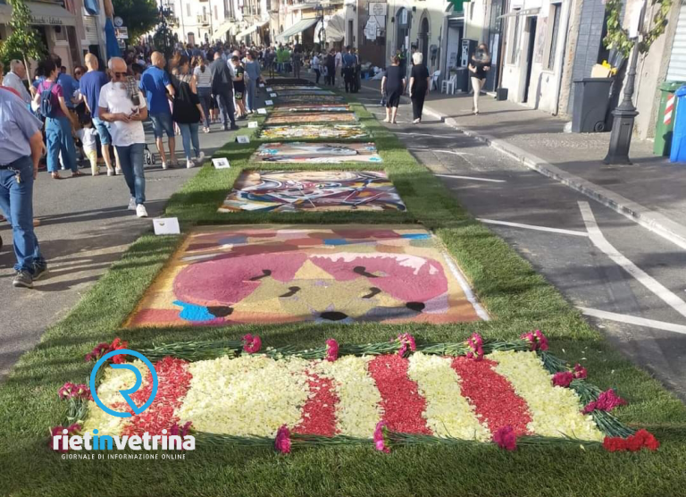 Infiorata di Poggio Moiano – LE FOTO