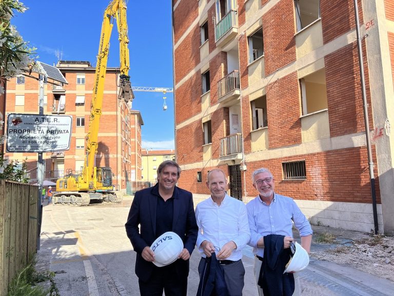 Avvio cantiere palazzine Villa Reatina, Cricchi: “Prima volta che a Rieti si demoliscono quattro edifici per la Ricostruzione”