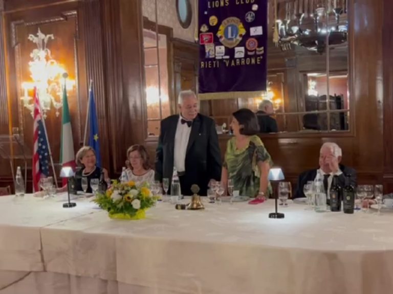 Lions Club Rieti Varrone, passaggio di campana tra Antonio Fasciolo e Alberta Paris