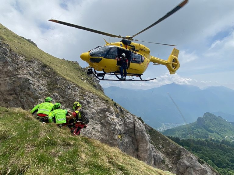 Escursionisti in difficoltà alle Gole del Farfa: intervento del CNSAS