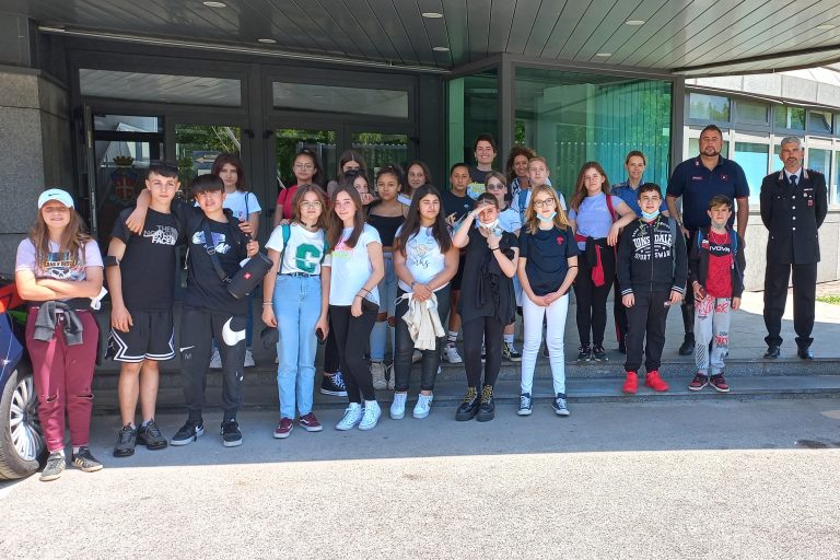 Gli studenti di Borgorose visitano il Comando provinciale Carabinieri di Rieti